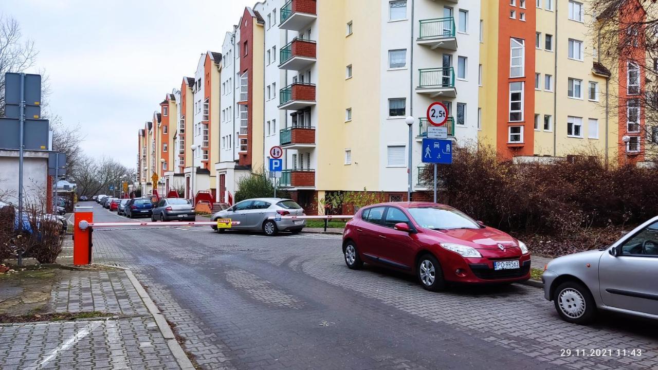 Apartamencik Super Poznań Exterior foto